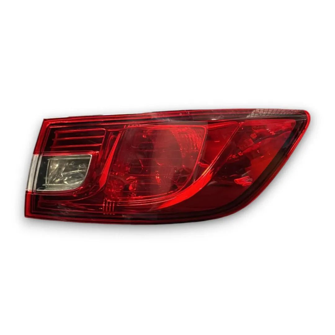 Fanale posteriore esterno destro Renault Clio 4ª Serie OEM 265502631R - F&amp;P CRASH SRL - Ricambi Usati