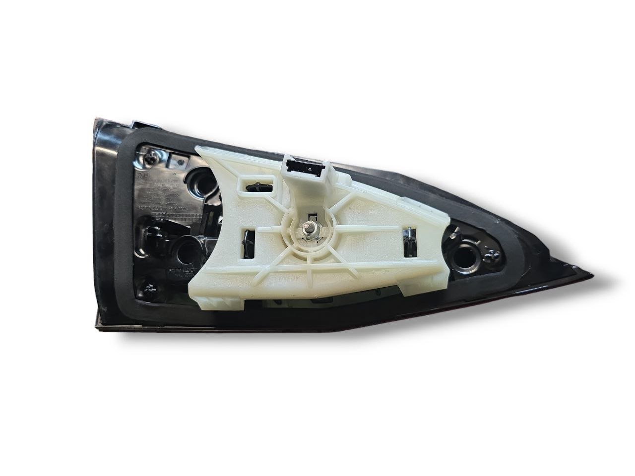 FANALE POSTERIORE INTERNO DESTRO BMW SERIE 2 U06 (2021>) - F&P CRASH SRLS - Ricambi Usati