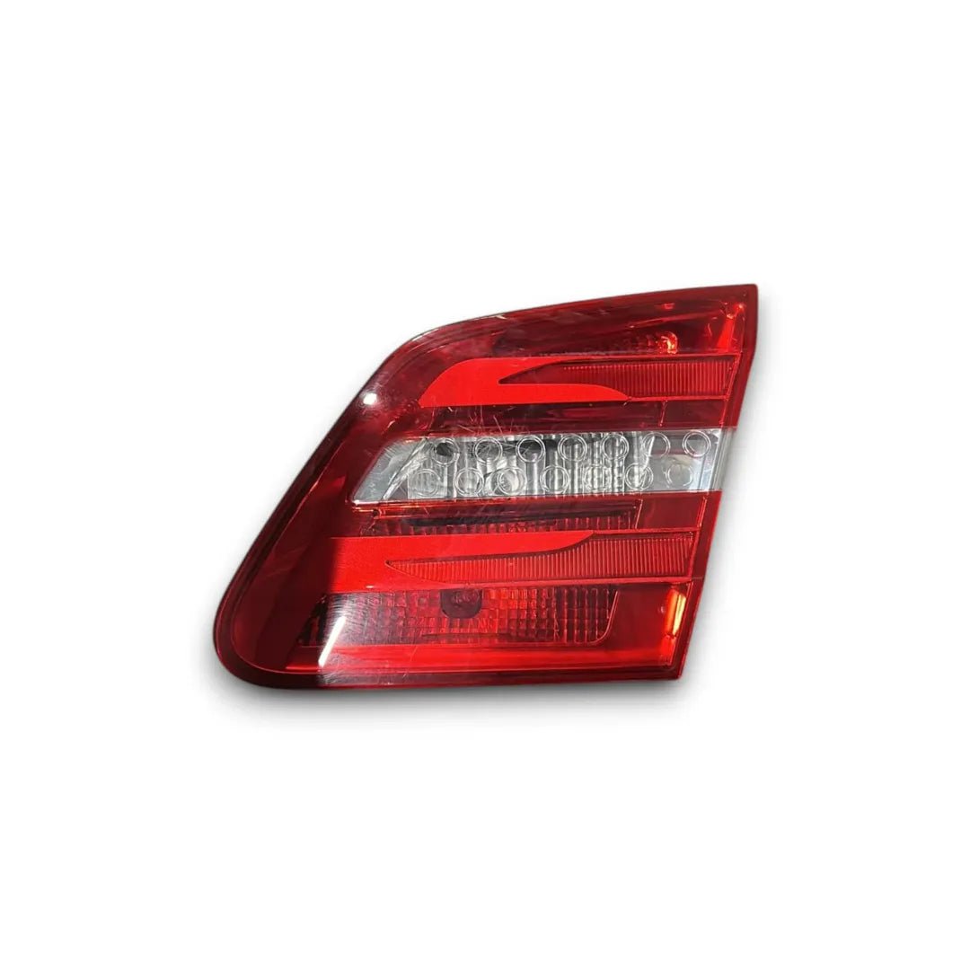 Fanale posteriore interno destro Mercedes-Benz Classe B T246 2011–2019 OEM A2469069200