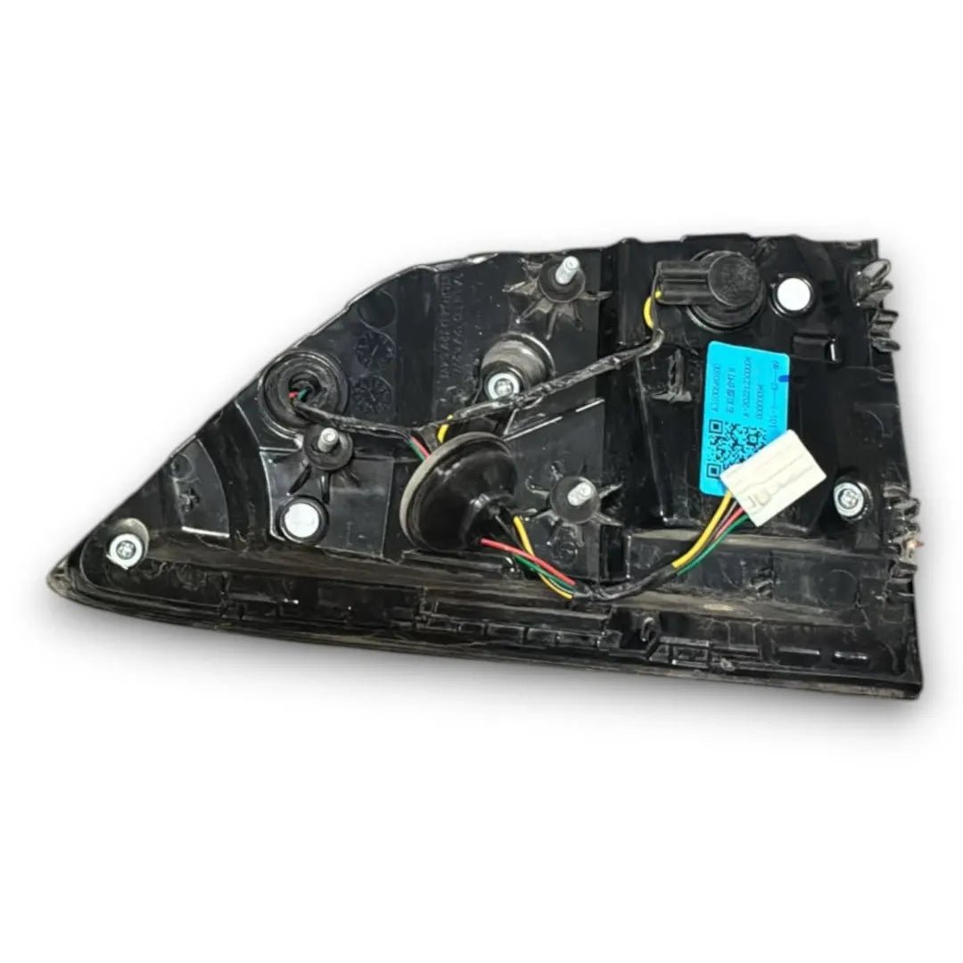 Fanale posteriore interno destro MG ZS 2021–2025 OEM 11275383 - F&P CRASH SRL - Ricambi Usati