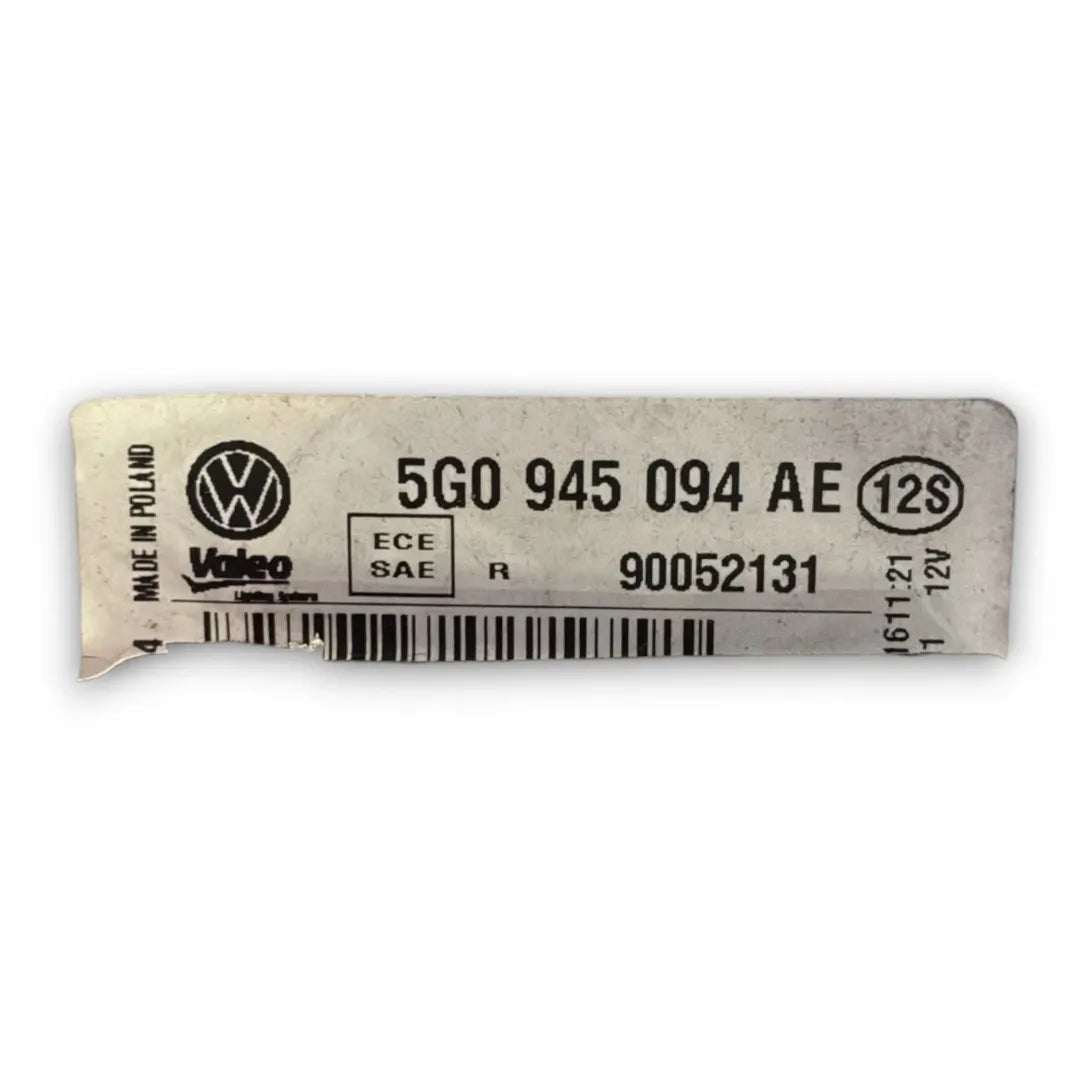 Fanale posteriore interno destro Volkswagen Golf VIII dal 2019 OEM 5H0945094C - F&P CRASH SRL - Ricambi Usati