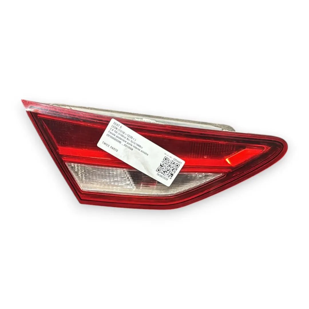 Fanale posteriore interno sinistro SEAT Leon 2016–2020 OEM 5F0945093M