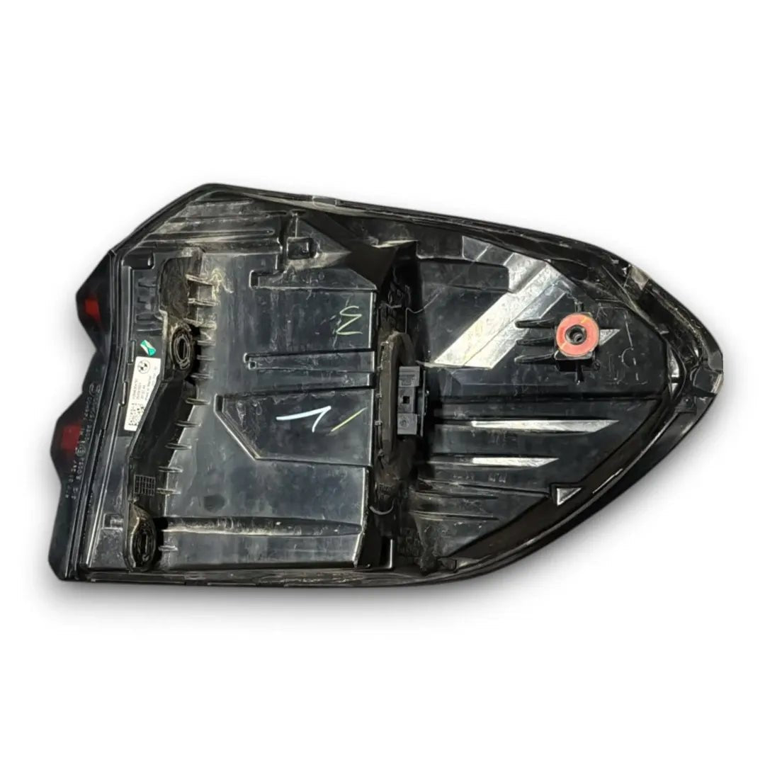 Dettaglio Fanale posteriore sinistro BMW X3 G01 LCI 2021–2025 cod. H3946304707 - foto 2