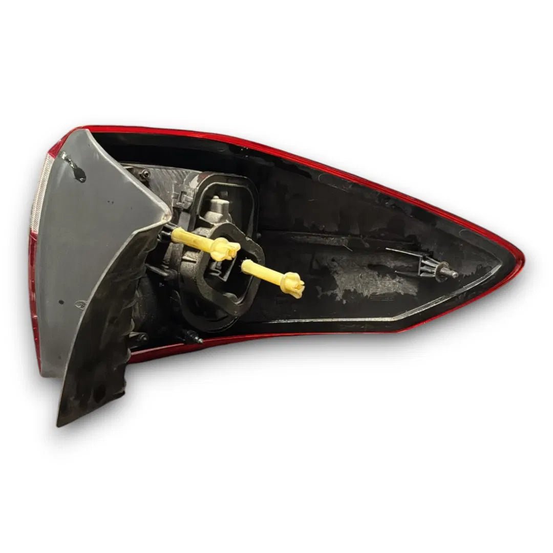 Fanale posteriore sinistro Ford C-Max 2010–2015 OEM AM51-13405-BF - F&P CRASH SRL - Ricambi Usati