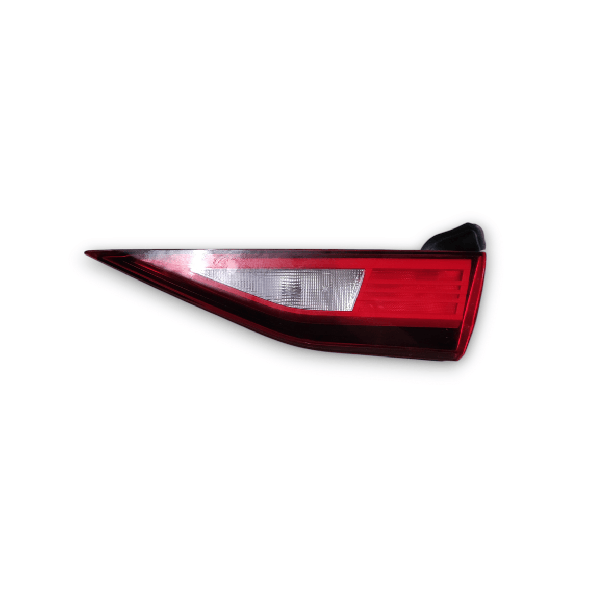 Fanale / Stop Alogeno Interno Posteriore Destro Audi A3 (8Y) COD: 8Y0945076 (2020 >) - F&amp;P CRASH SRLS - Ricambi Usati