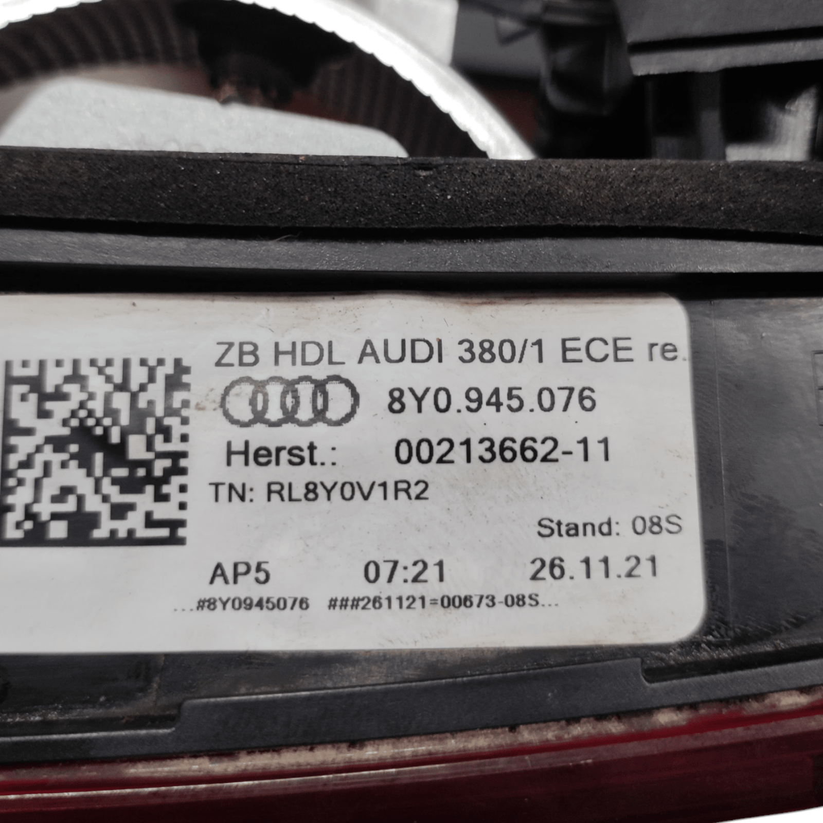 Fanale / Stop Alogeno Interno Posteriore Destro Audi A3 (8Y) COD: 8Y0945076 (2020 >) - F&P CRASH SRLS - Ricambi Usati