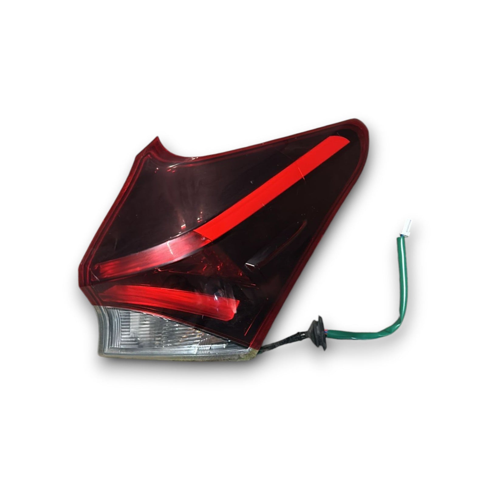 Right Halogen Rear Light / Stop Toyota Auris (2012 > 2018) - F&P CRASH SRLS - Used Parts
