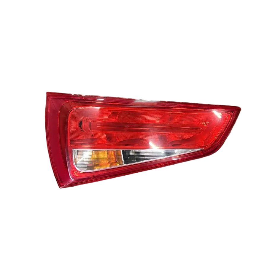 Fanale / stop alogeno posteriore sinistro Audi A1 (8X) 8x0945093 (2010 > 2018) 5 porte - F&amp;P CRASH SRL - Ricambi Usati