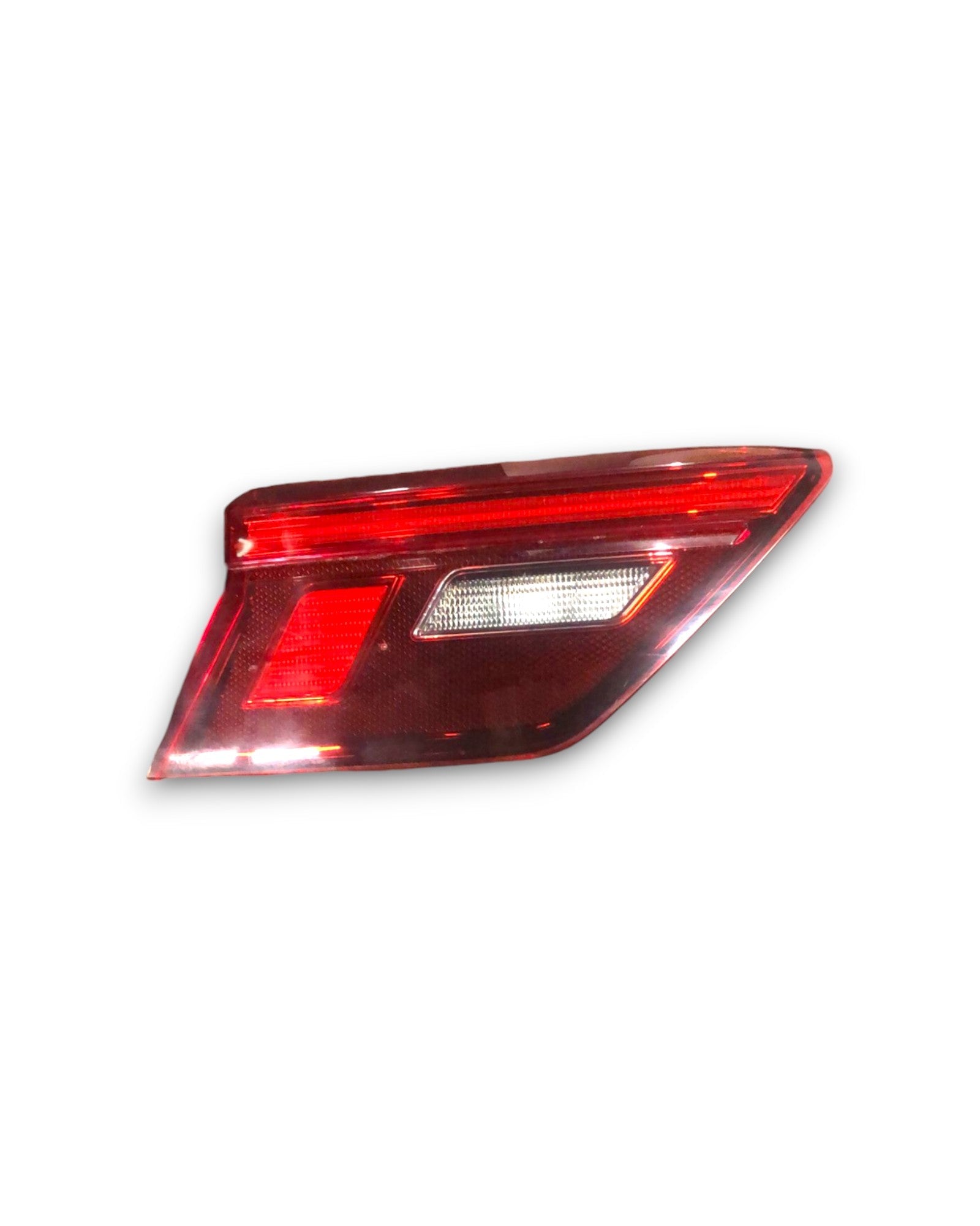 Fanale / Stop Led Interno Destro Wolkswagen Tiguan AD1 (2016 > 2024) - F&P CRASH SRLS - Ricambi Usati