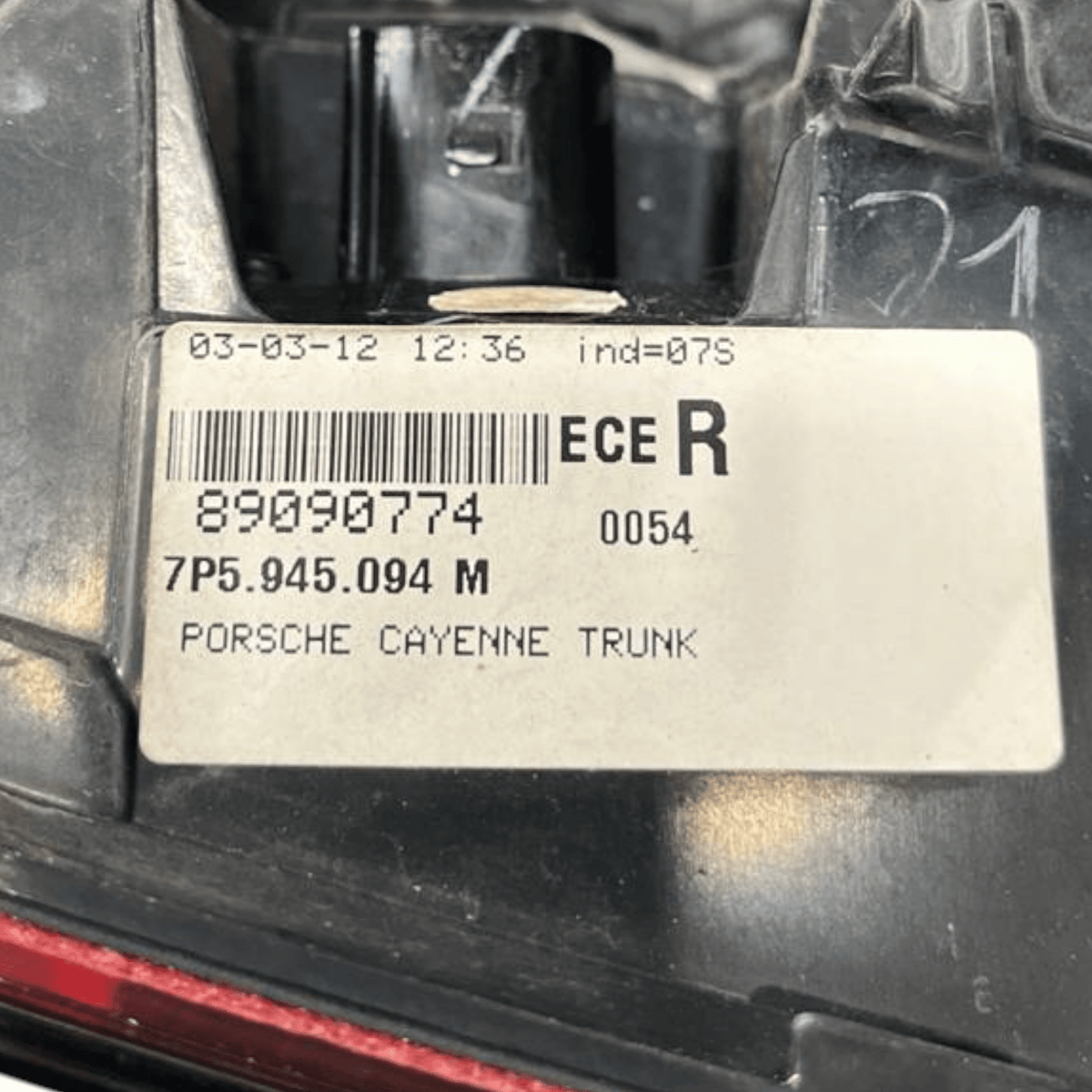 Rear Internal Right LED Stop Light Porsche Cayenne 92A code 7P5945094M (2010 - 2017) - F&P CRASH SRLS - Used Parts