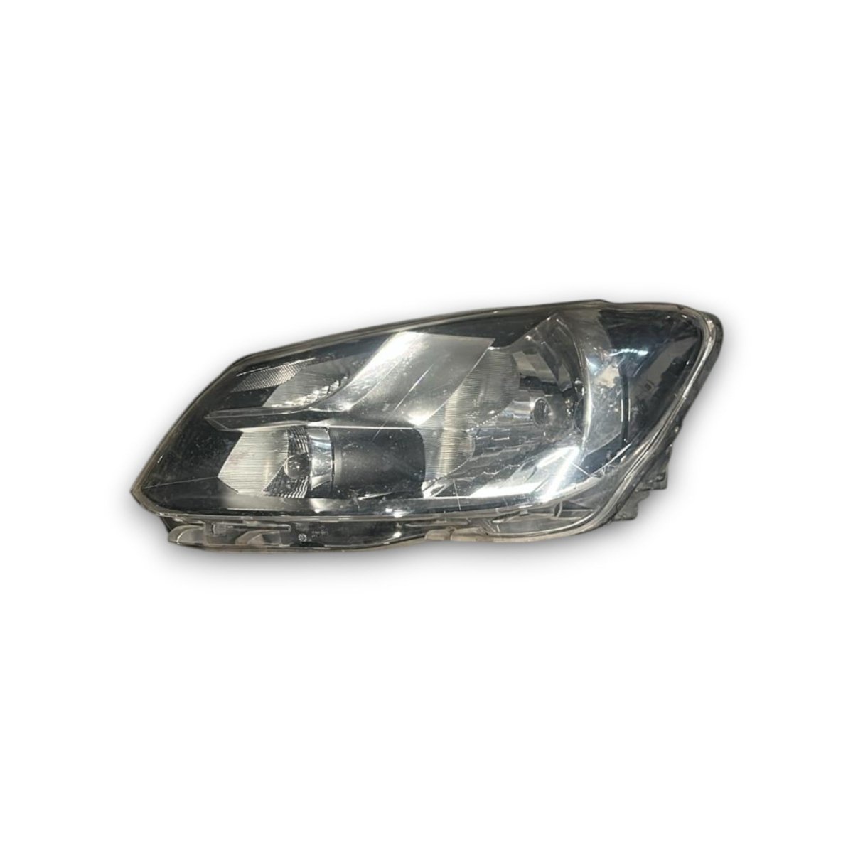 Faro alogeno anteriore sinistro Volkswagen Caddy (2K) (2010 > 2015) - F&P CRASH SRL - Ricambi Usati