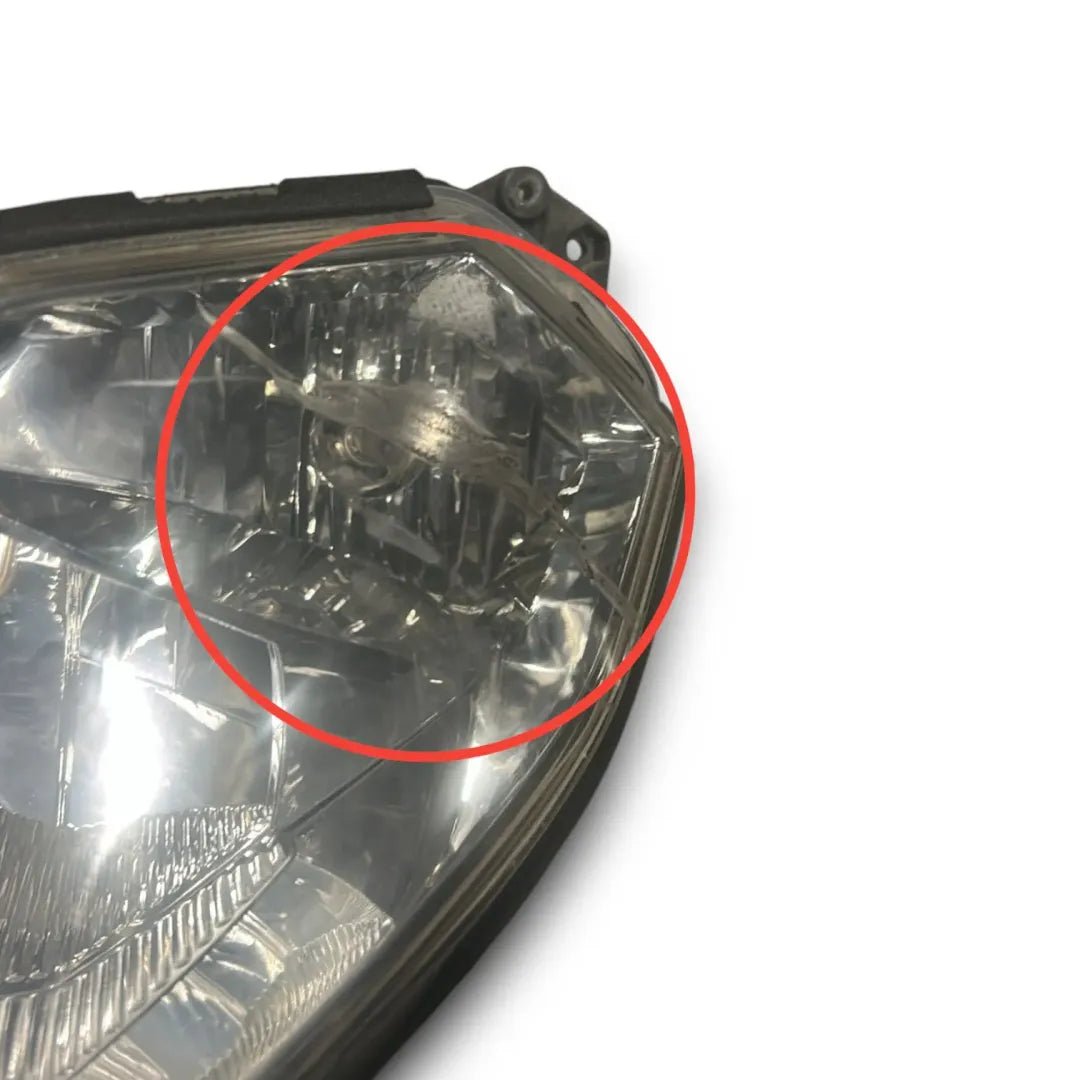 Dettaglio Faro anteriore Aprilia Atlantic 500 2001–2002 OEM AP8127030 - foto 2