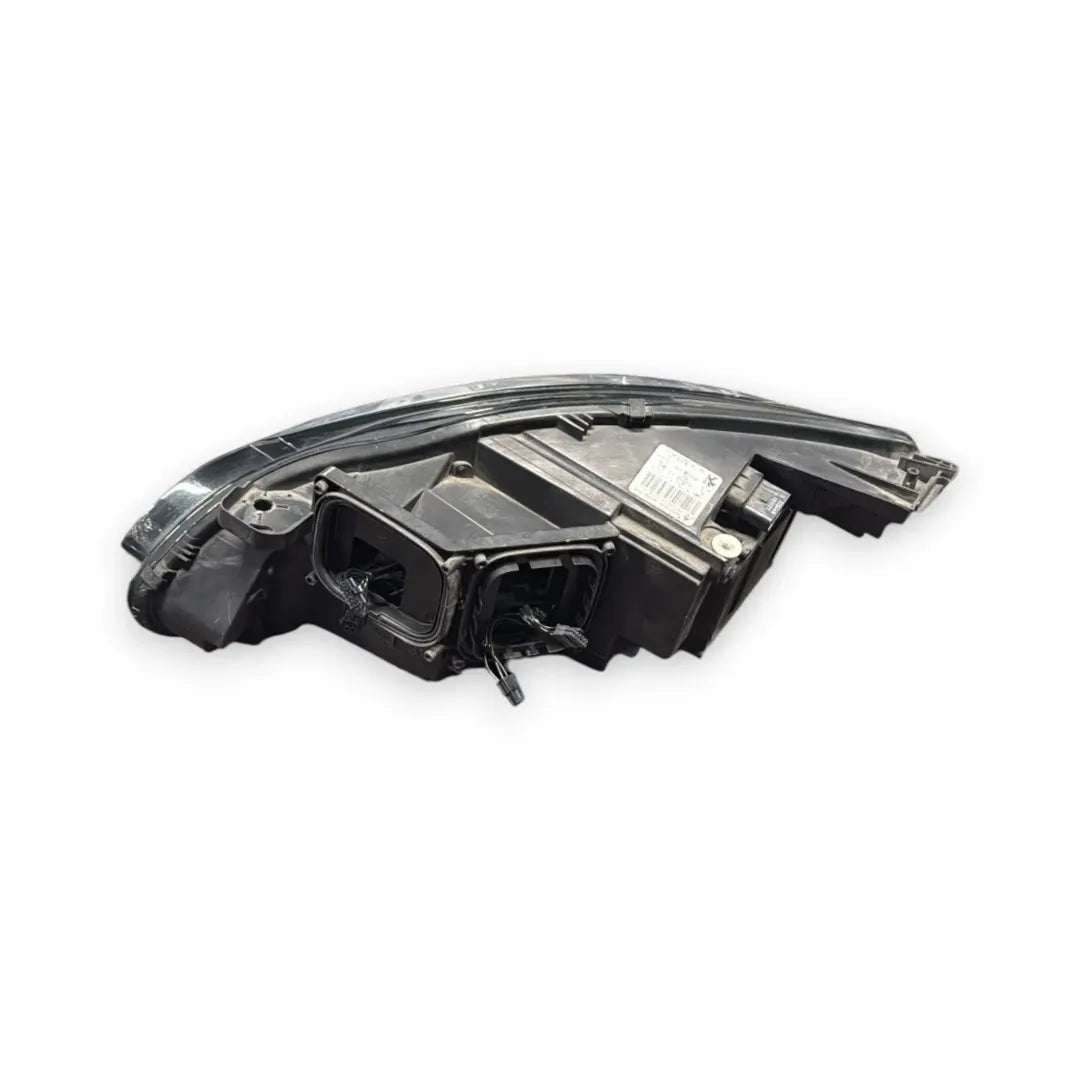 Dettaglio Faro anteriore destro Peugeot 308 2013–2018 OEM 9677832380 - foto 2