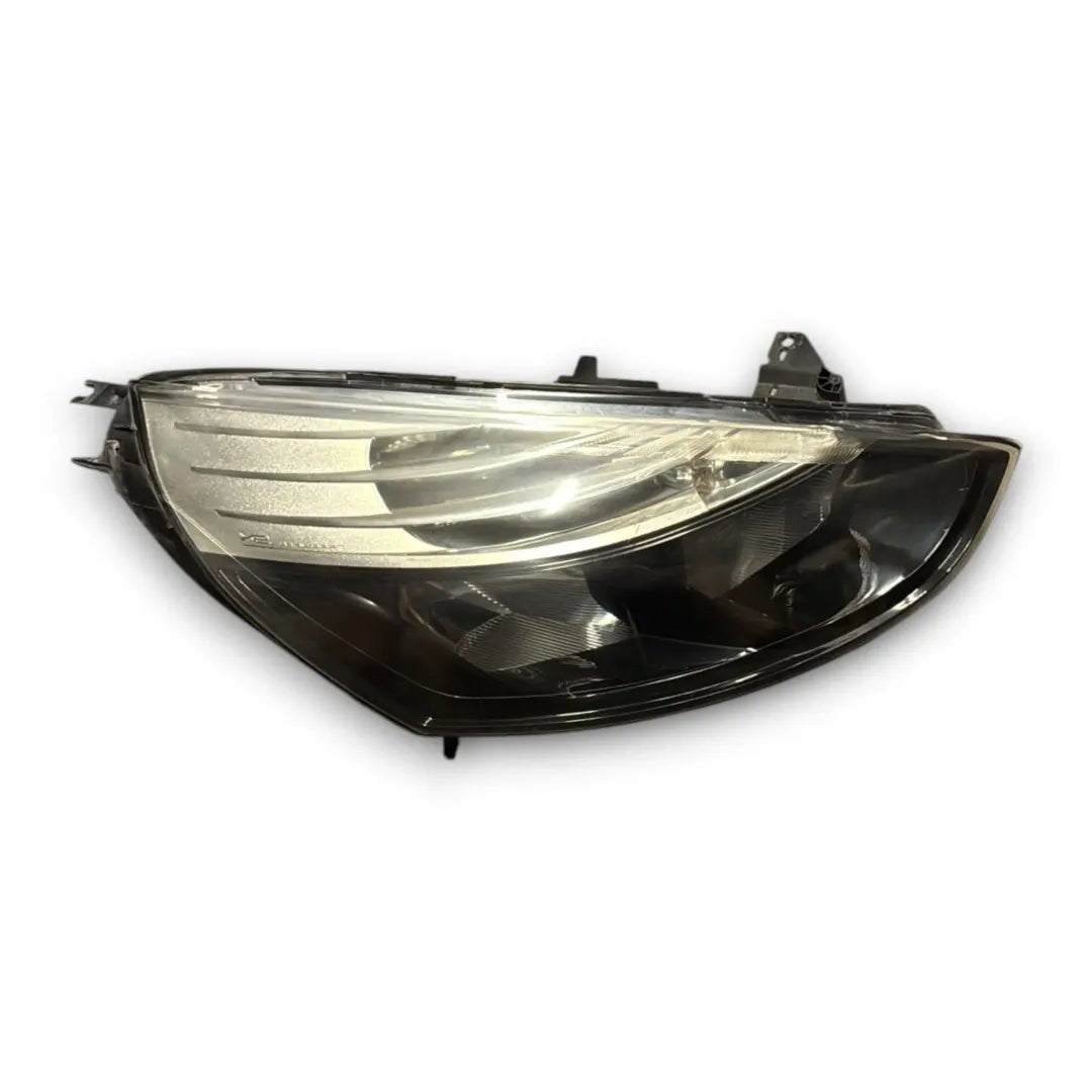 Faro anteriore destro Renault Clio 4ª Serie OEM 260106624R - F&amp;P CRASH SRL - Ricambi Usati