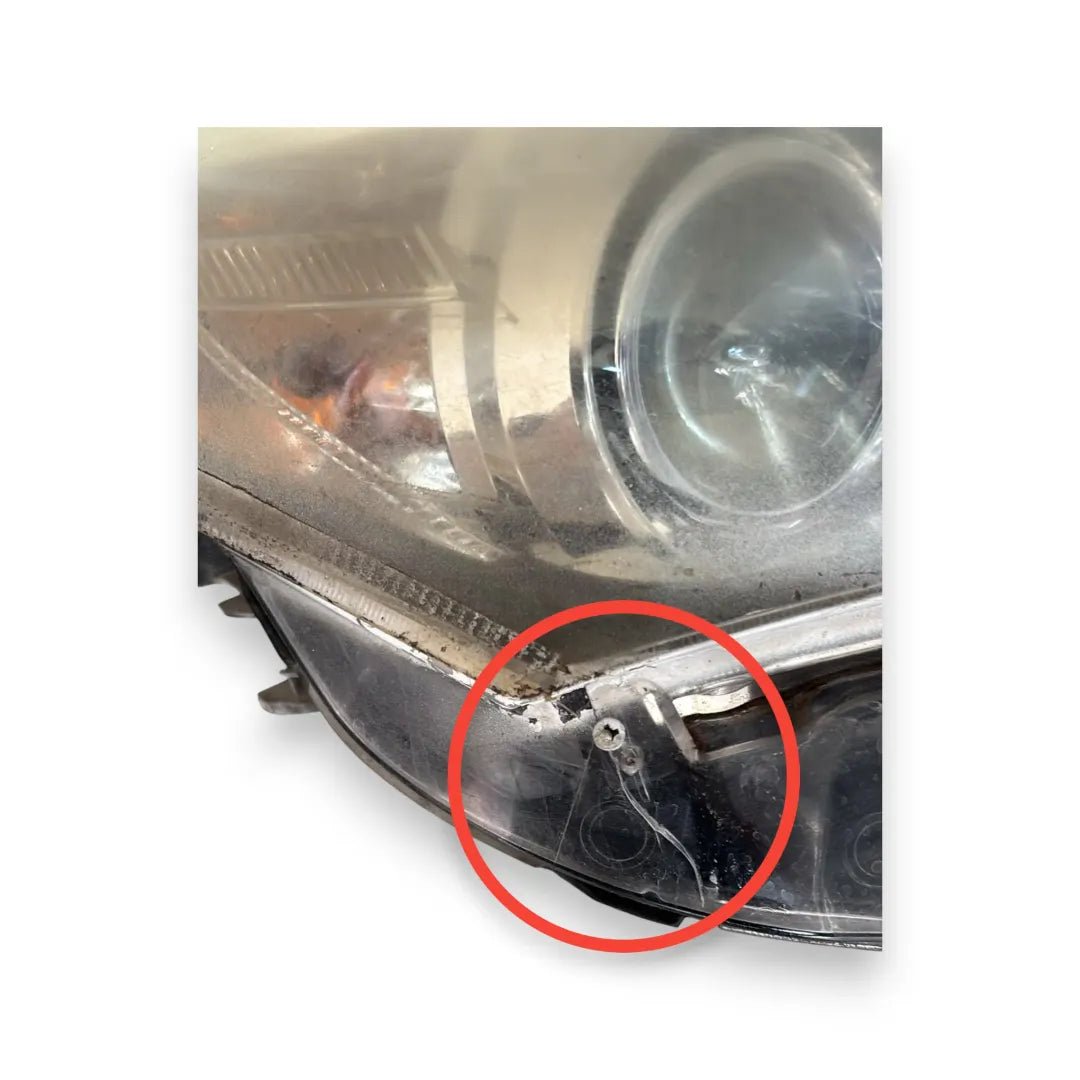 Dettaglio Faro anteriore destro Toyota Auris dal 2012 OEM 8113002J61 - foto 3
