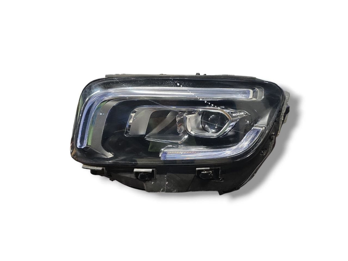 FARO ANTERIORE SINISTRO LED MERCEDES - BENZ GLB X247 (2018&gt;) Cod : A2479063100 - F&amp;P CRASH SRLS - Ricambi Usati