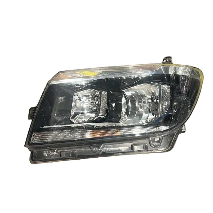 Faro anteriore sinistro Volkswagen Crafter 7c1941005 (2016 > ) - F&P CRASH SRL - Ricambi Usati