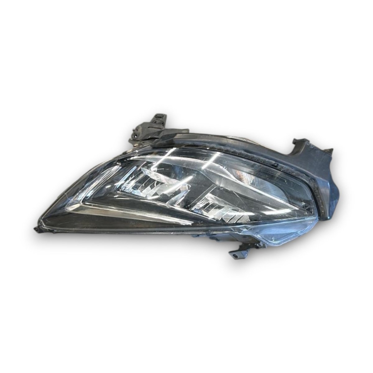 Faro anteriore sinistro xenon Opel Zafira C 39107634 (2016 > 2019) - F&P CRASH SRL - Ricambi Usati