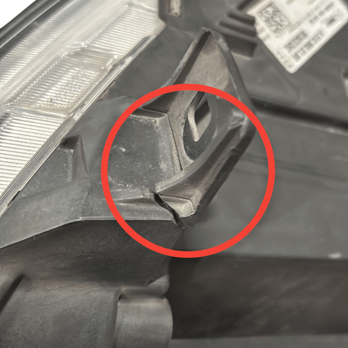 Faro / fanale alogeno anteriore destro (dx) mercedes - benz sprinter w910 cod:a9109060100 (2018 - ) - F&P CRASH SRL - Ricambi Usati