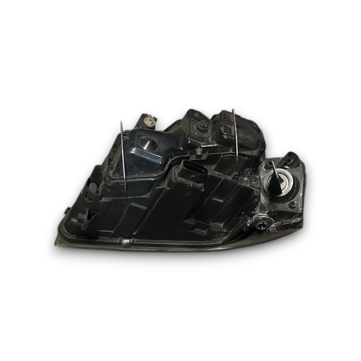 Faro / Fanale Alogeno Anteriore Sinistro Audi A6 C5 (1997 > 2004) - F&P CRASH SRLS - Ricambi Usati