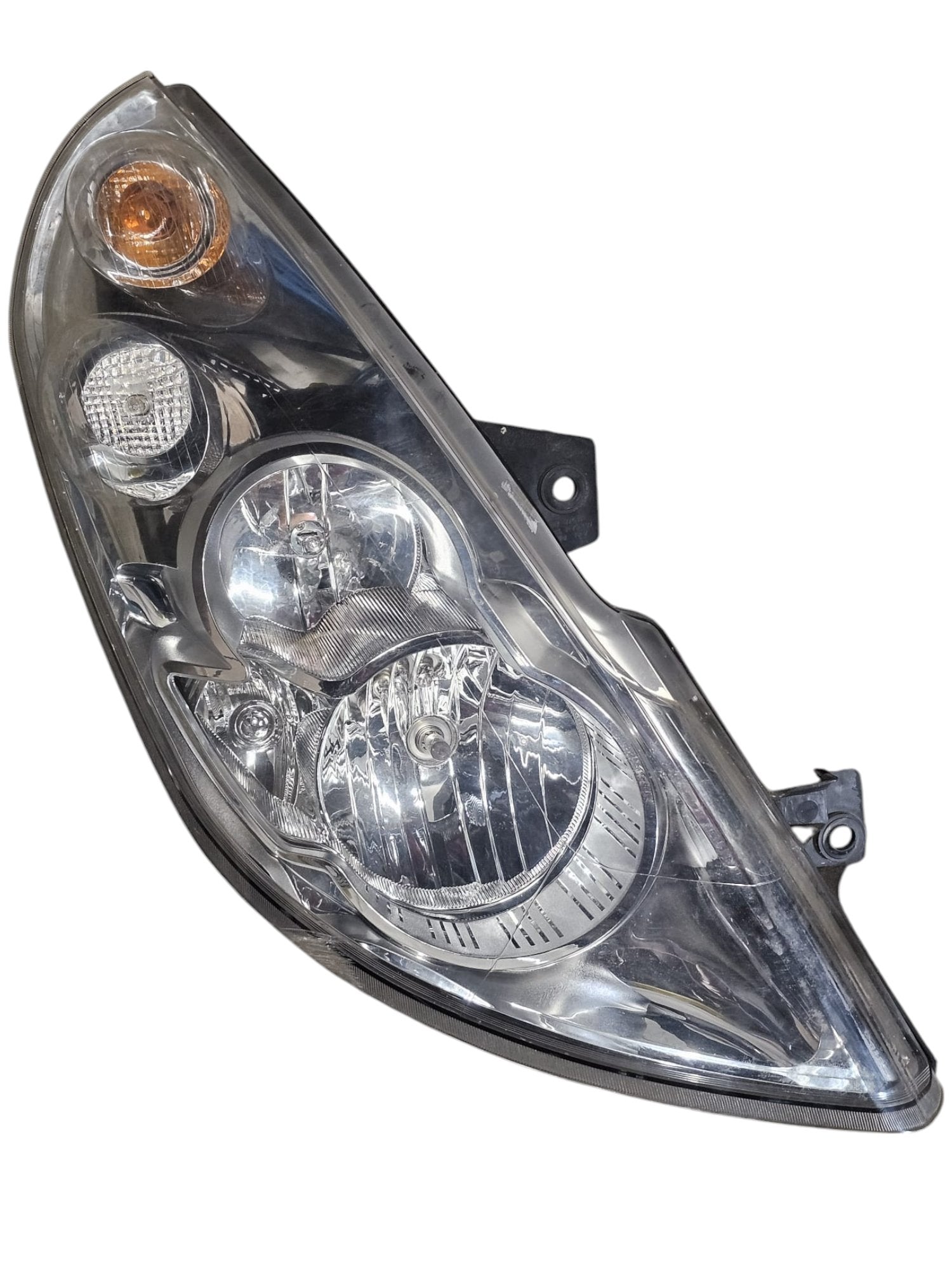 Left Front Halogen Headlight for Renault Master III (2010 - 2019) Code:084421165 - F&P CRASH SRLS - Used Parts