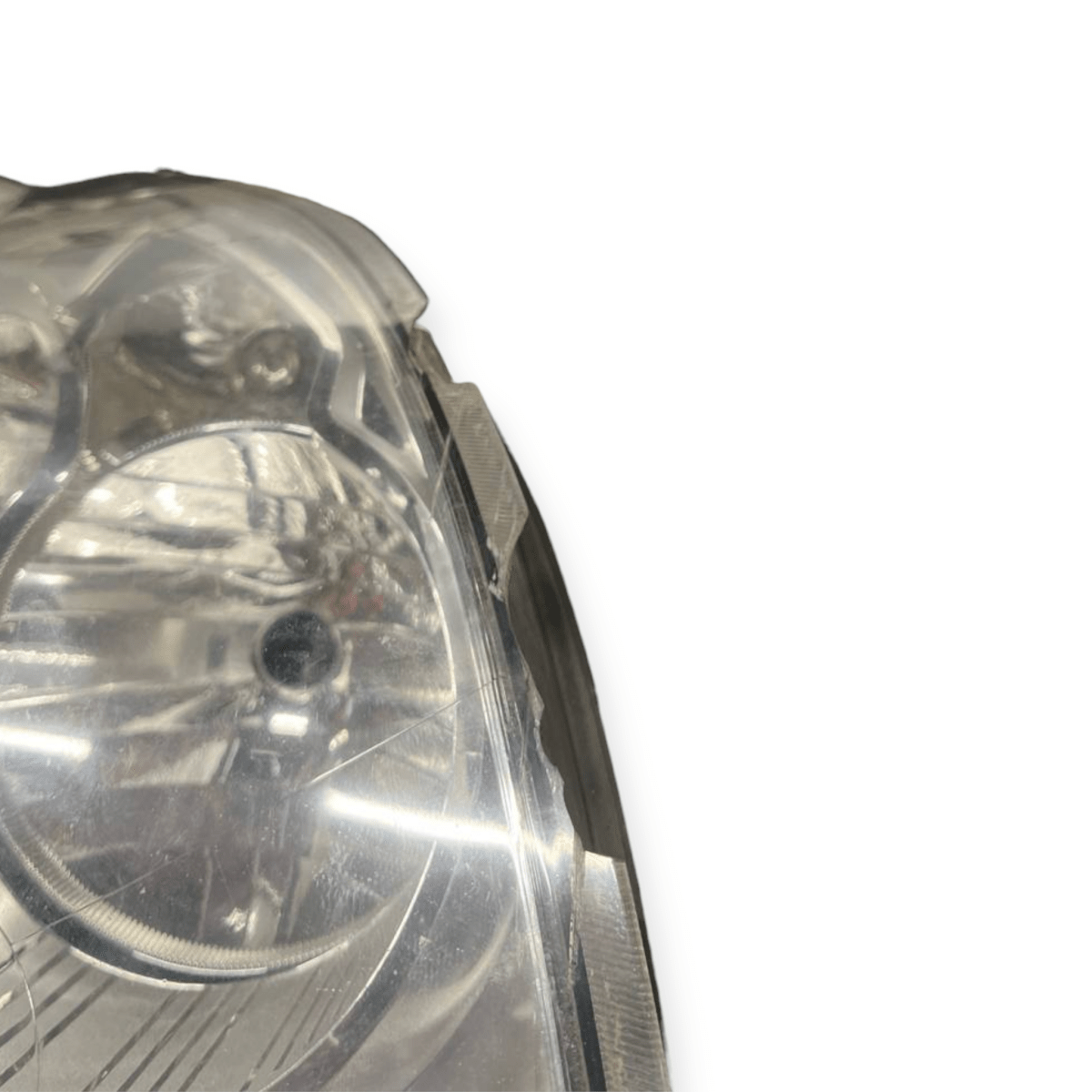 Faro / Fanale Alogeno anteriore sinistro (sx) Renault Master III (2010 al 2017) cod: 084421165 - F&P CRASH SRLS - Ricambi Usati