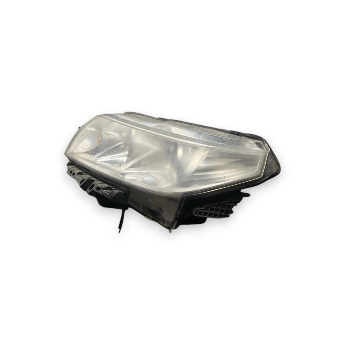 Faro / Fanale Alogeno anteriore sinistro (sx) Suzuki Vitara (2015 - ) cod: 3532054P00000 - F&P CRASH SRLS - Ricambi Usati