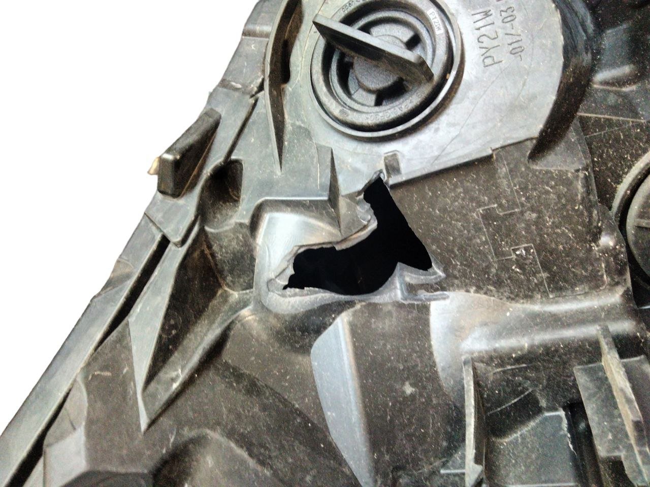 Faro / Fanale anteriore alogeno destro dx Opel Vivaro / Fiat Talento / Renault Trafic (2014>) cod.1EE011410215 - F&P CRASH SRLS - Ricambi Usati