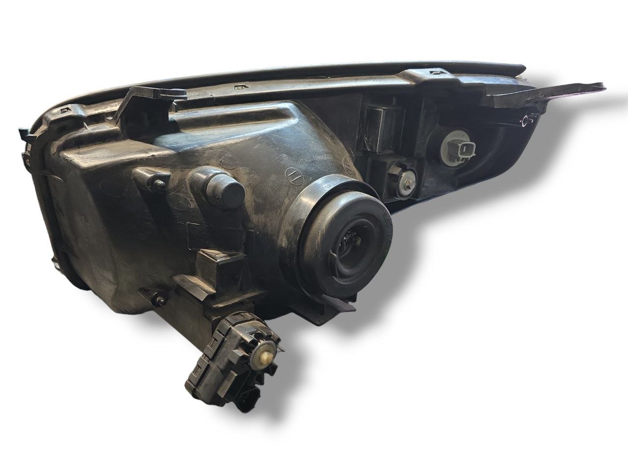 Faro / Fanale Anteriore Destro Alogeno Toyota RAV4 ( 2000 - 2006 ) - F&P CRASH SRLS - Ricambi Usati