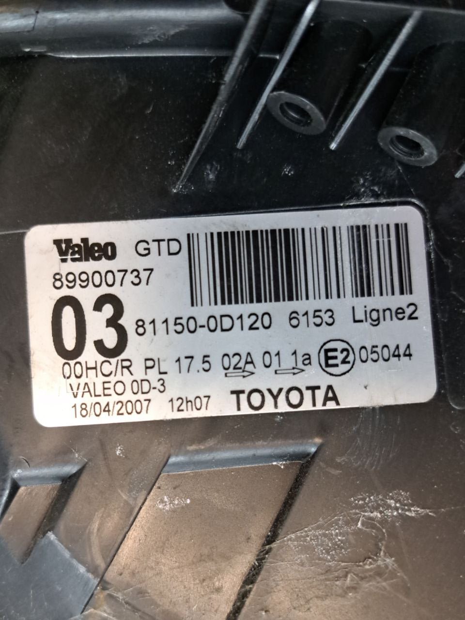 Faro / Fanale Anteriore destro Alogeno Toyota Yaris (2006) COD:81150-0D120 - F&P CRASH SRLS - Ricambi Usati