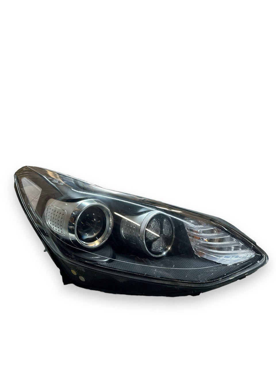 Faro / Fanale Anteriore Destro Dx Alogeno Diurno A Led Kia Sportage (2018) cod.F1921 04710 - F&P CRASH SRLS - Ricambi Usati