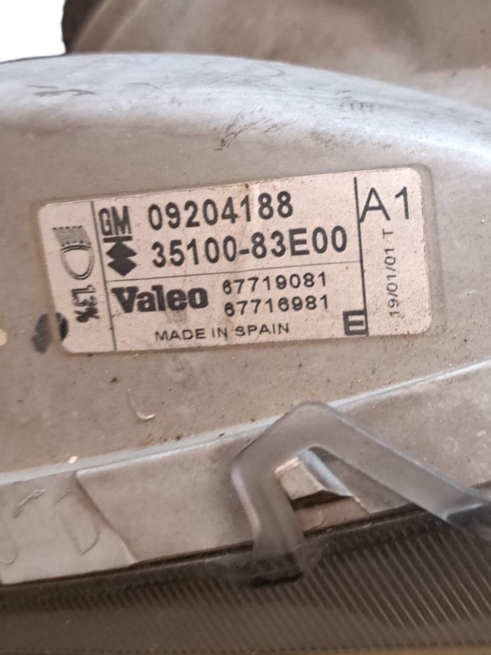 Faro / Fanale anteriore Destro (dx) Alogeno Opel Agila ( 2000 - 2004 ) COD:35100-83E00 - F&P CRASH SRLS - Ricambi Usati