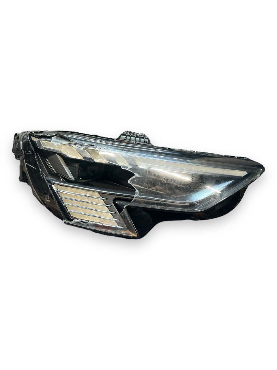 Faro / Fanale anteriore destro (dx) Full Led Audi RS3 8Y (2019>) cod: 8Y0941036F - F&P CRASH SRLS - Ricambi Usati