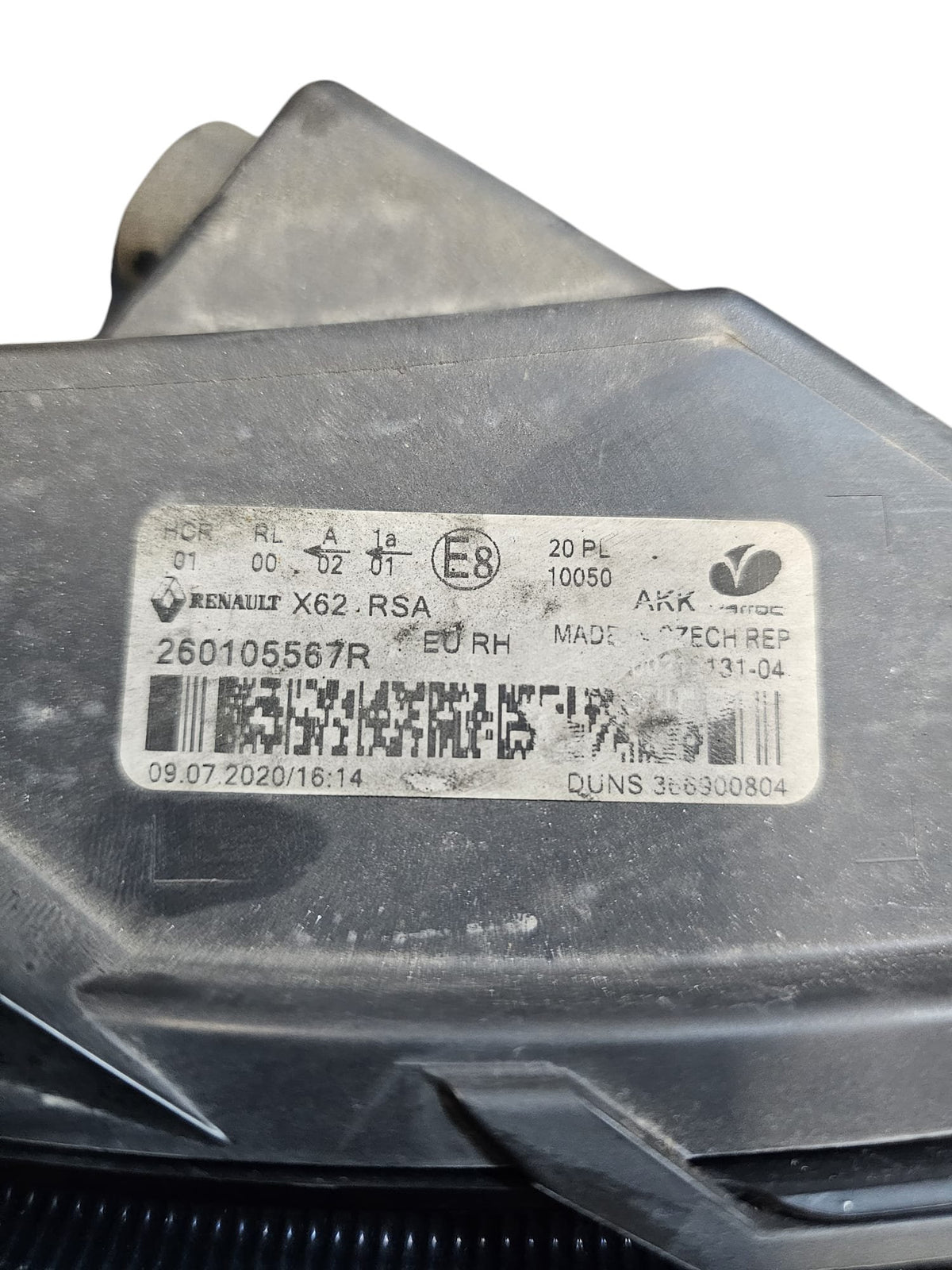 Right Front Headlight LED / Halogen Renault Master III Code:260105567R (2019 - 2024) - F&P CRASH SRLS - Used Parts