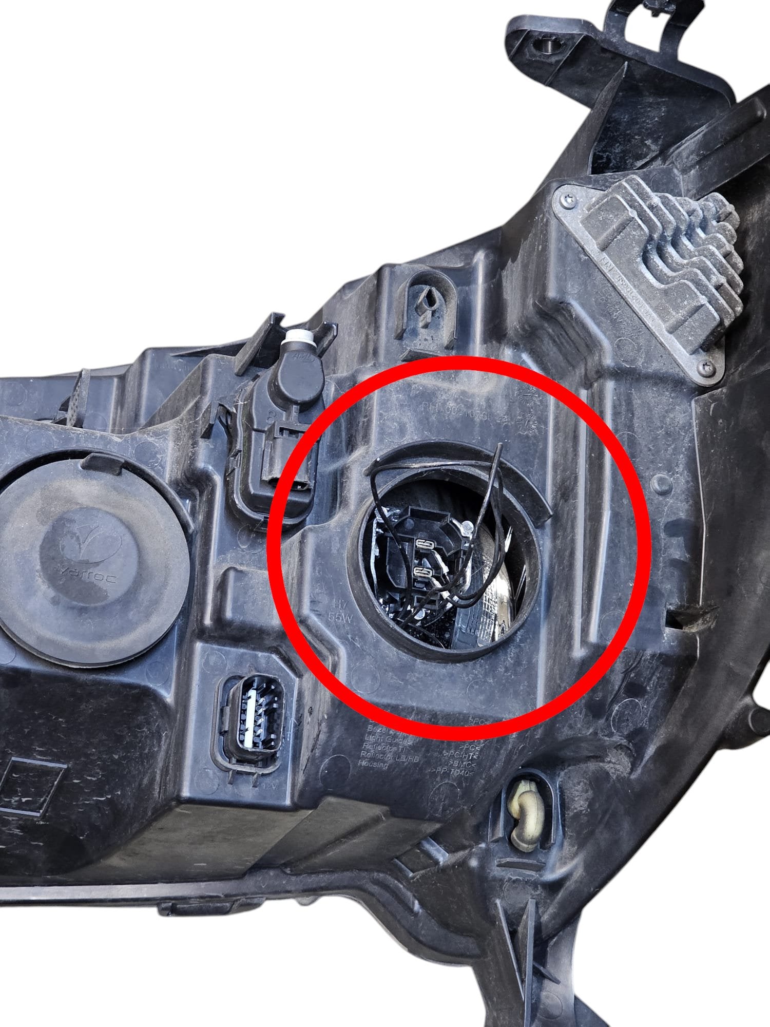 Right Front Headlight LED / Halogen Renault Master III Code:260105567R (2019 - 2024) - F&P CRASH SRLS - Used Parts