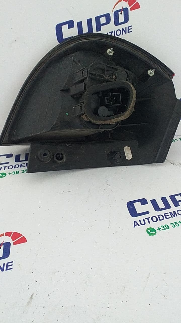 Faro / Fanale anteriore destro Mitsubishi Colt 2008 cod MR957366 - F&P CRASH SRLS - Ricambi Usati