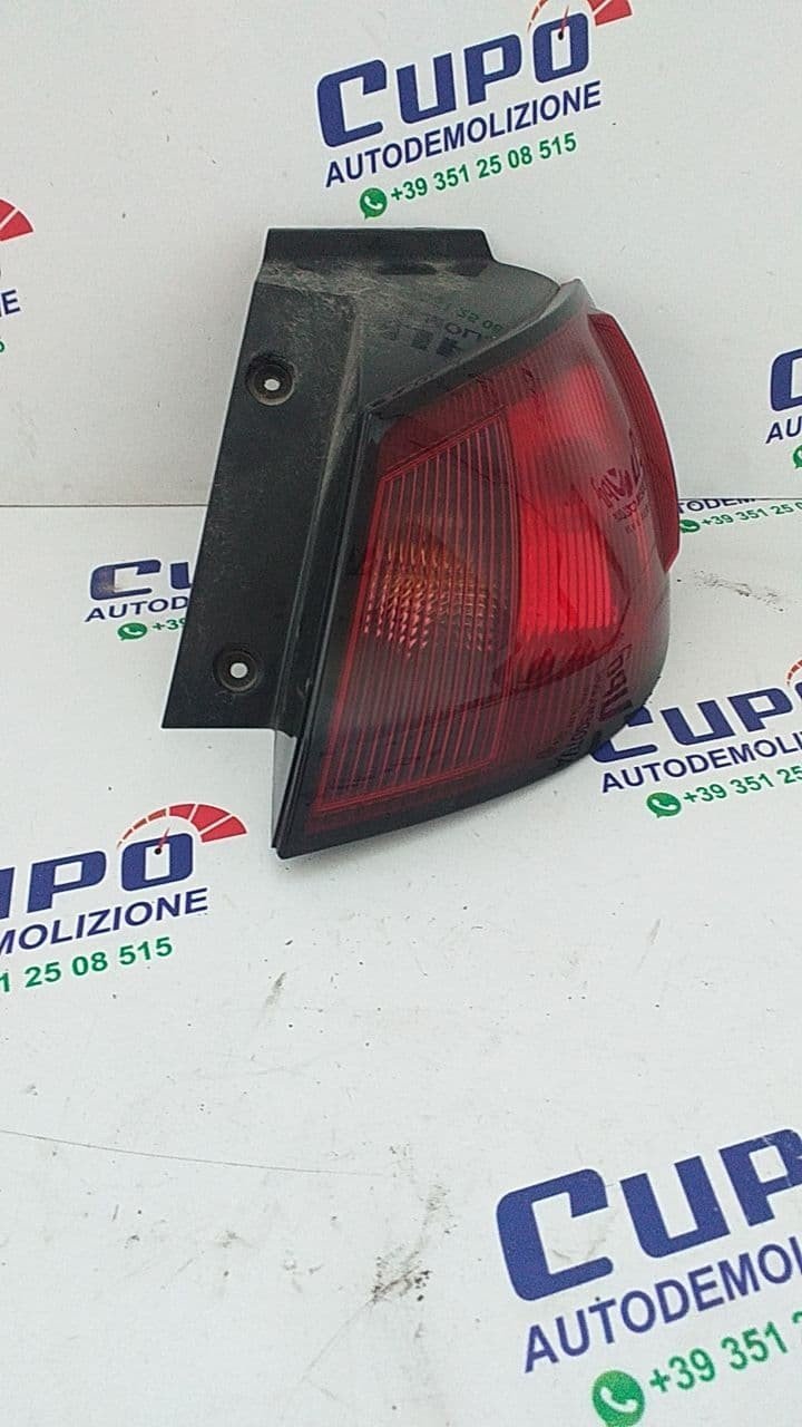 Faro / Fanale anteriore destro Mitsubishi Colt 2008 cod MR957366 - F&amp;P CRASH SRLS - Ricambi Usati