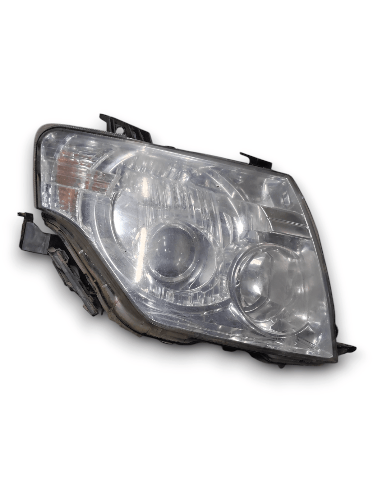 Faro / Fanale Anteriore Destro Mitsubishi Pajero COD: 10087872 (2006 - 2021) - F&amp;P CRASH SRLS - Ricambi Usati