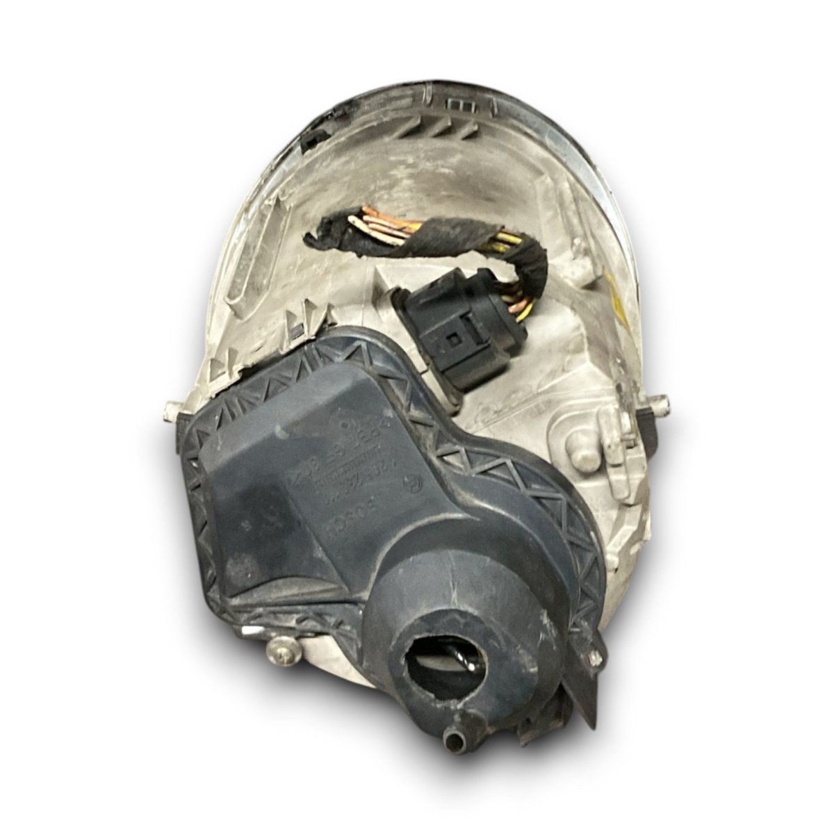 Faro / fanale anteriore destro volkswagen new beetle cod . 1305239110 (1998 > 2010) - F&P CRASH SRL - Ricambi Usati