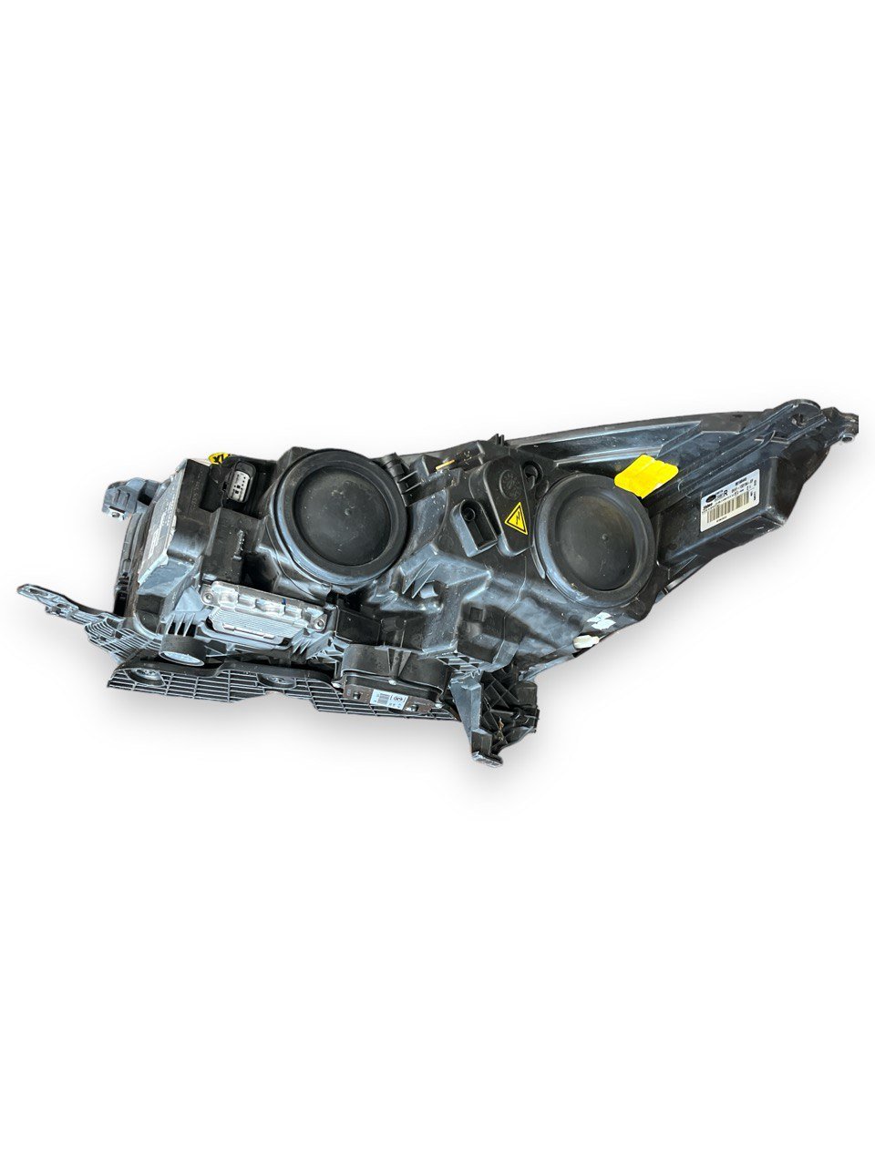 Faro Fanale Anteriore Destro Xenon Ford Kuga ( 2019 ) cod : GV41-13D154-EF - F&P CRASH SRLS - Ricambi Usati