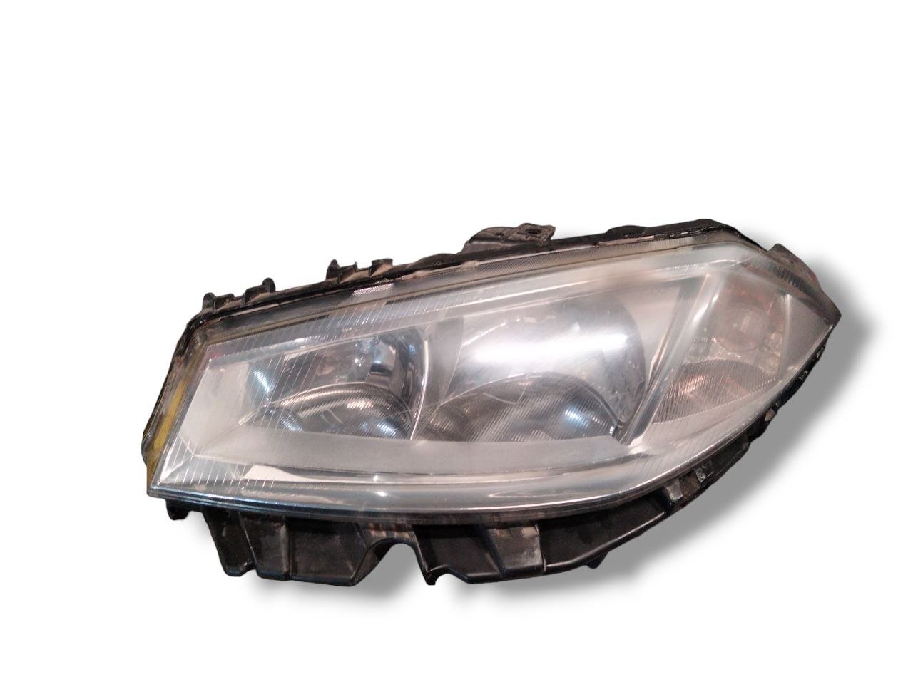 Faro / Fanale Anteriore Sinistro alogeno Renault Megane II (2002 - 2010) - F&P CRASH SRLS - Ricambi Usati