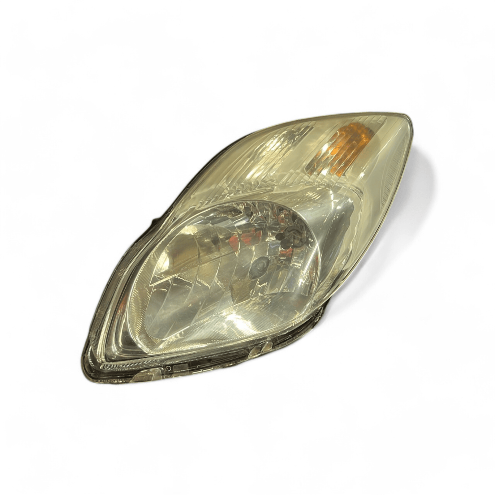 Faro / Fanale Anteriore Sinistro Alogeno Toyota Yaris (2005 - 2011) cod.81150 - 0D330 - F&P CRASH SRLS - Ricambi Usati