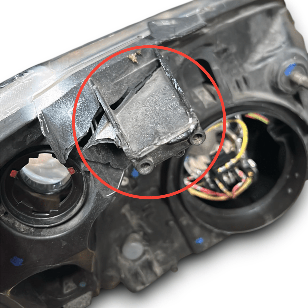 Faro / fanale anteriore sinistro fiat fiorino cod:0520868420e (2007 >) - F&P CRASH SRL - Ricambi Usati