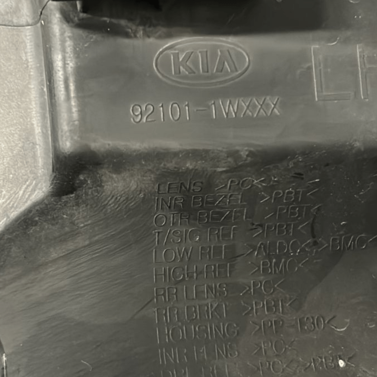 Left front headlight / lamp kia rio iii code:92101 - 1wxxx (2011 > 2017) - F&P CRASH SRL - Used Parts