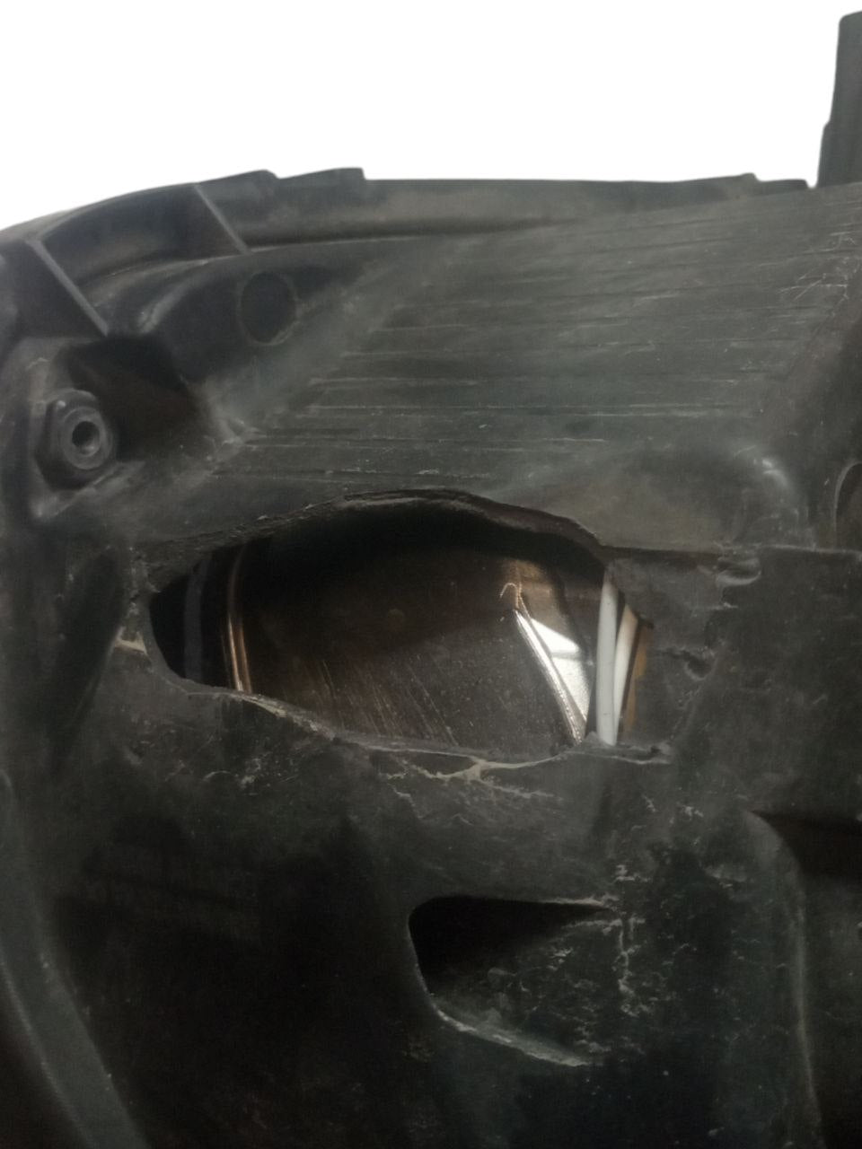 Faro / Fanale Anteriore sinistro (sx) Led Kia Soul (2014) cod: 92101-B2 - F&P CRASH SRLS - Ricambi Usati