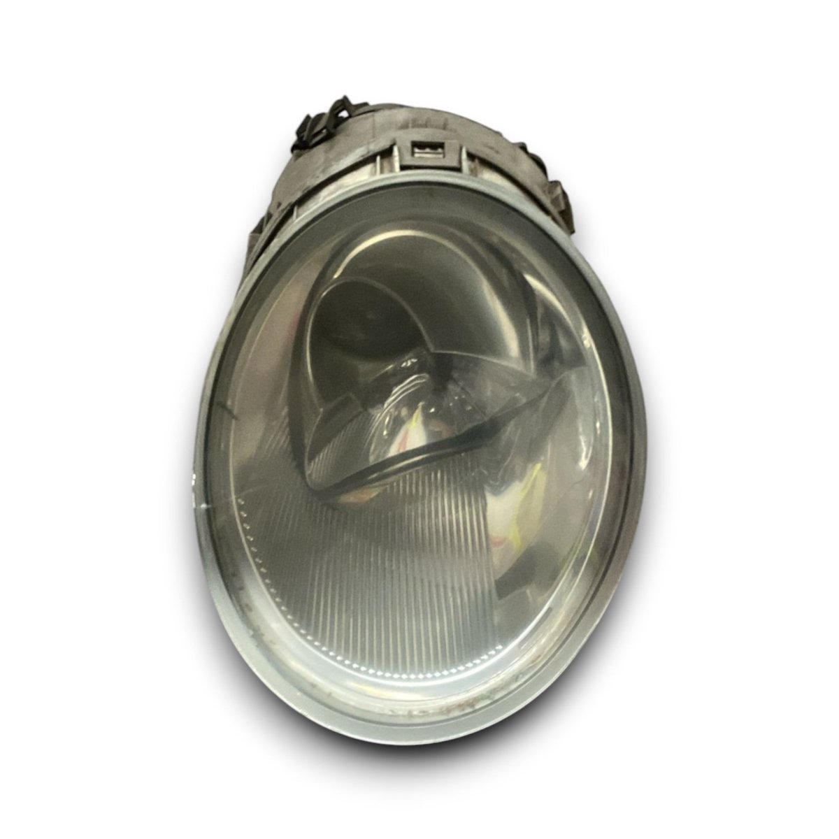 Faro / fanale anteriore sinistro volkswagen new beetle cod . 1305239109 (1998 > 2010) - F&amp;P CRASH SRL - Ricambi Usati