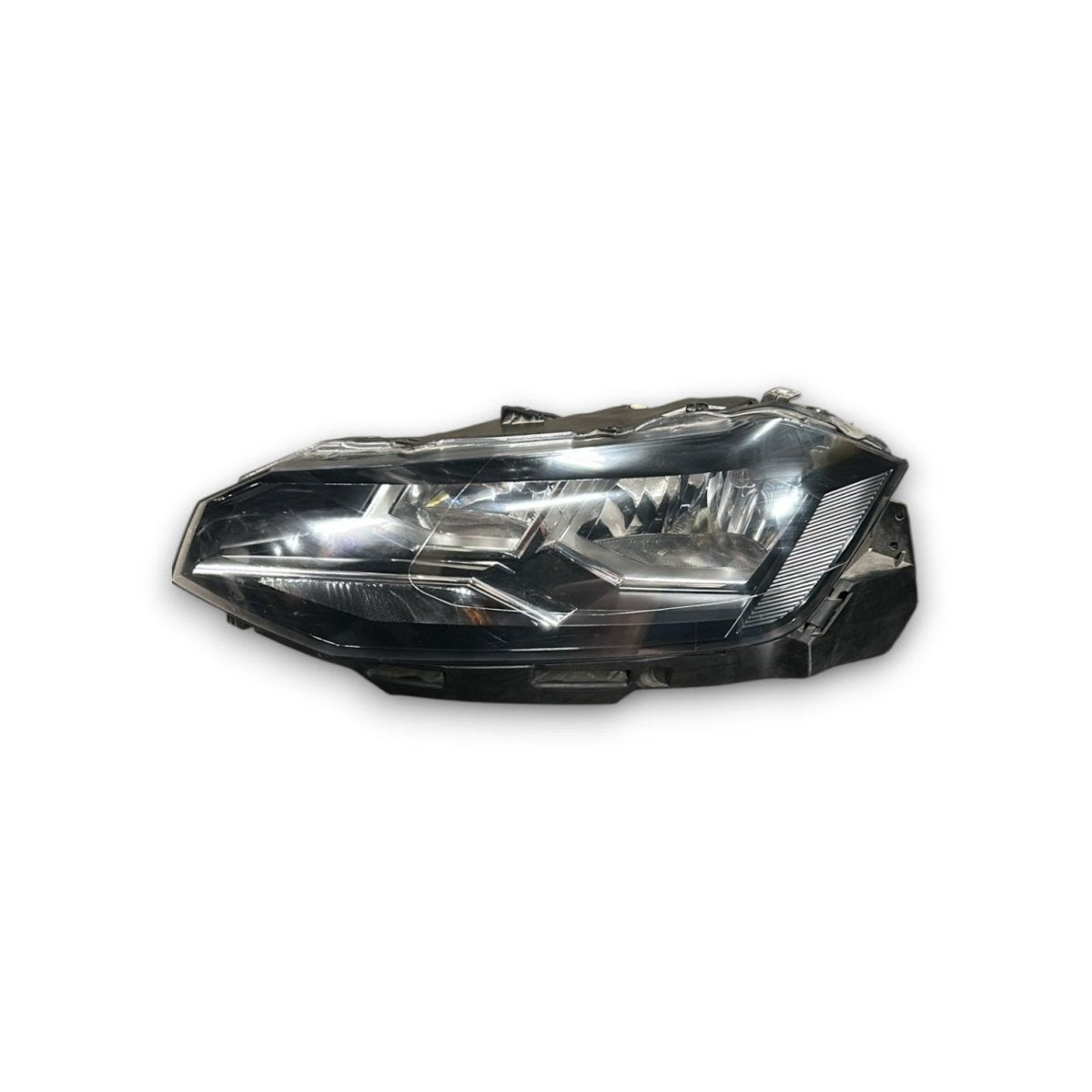 Faro / fanale anteriore sinistro volkswagen polo aw1 cod:2G1941005 (2017 >) - F&P CRASH SRLS - Ricambi Usati