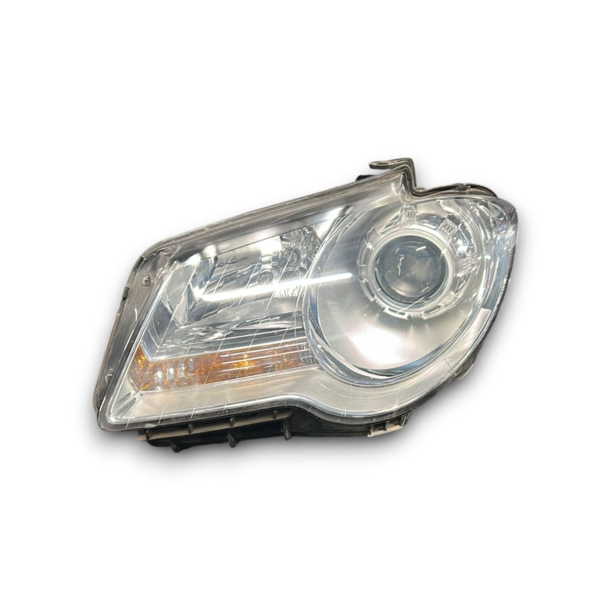 Left front headlight / lamp for Volkswagen Touran (2006 > 2010) - F&amp;P CRASH SRLS - Used Parts