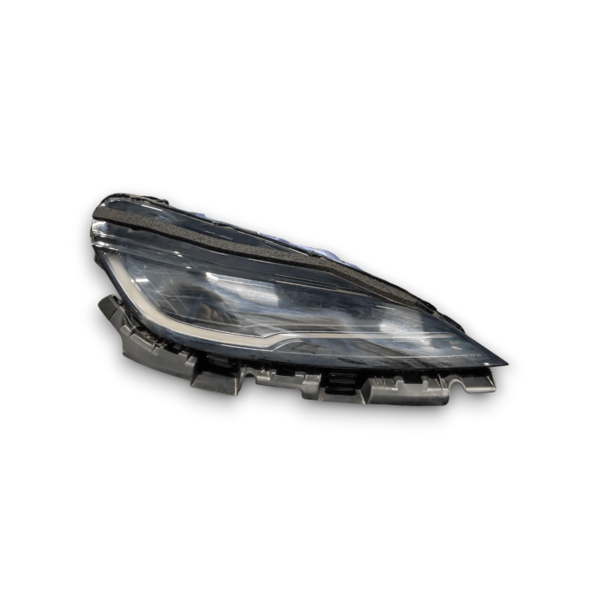 Right headlight / lamp for Tesla Model 3 restyling code: 176088999c (2023 - ) - F&P CRASH SRLS - Used Parts
