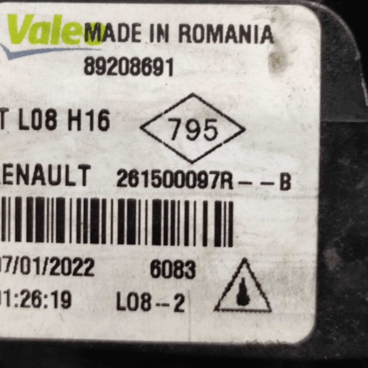 Right Halogen Fog Light / Lamp Dacia Jogger COD: 261500097R (2021 - ) - F&P CRASH SRLS - Used Parts